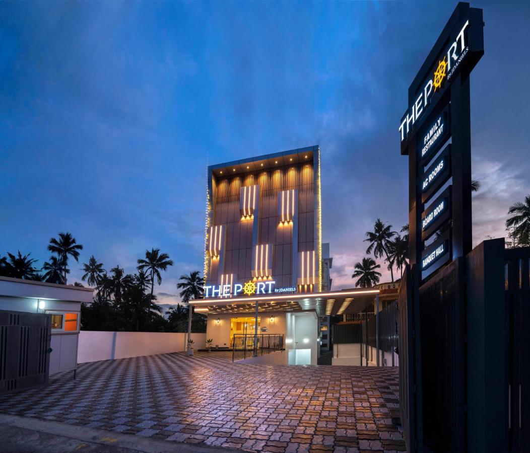 The Port By Jdaniels Hotell Thiruvananthapuram Exteriör bild